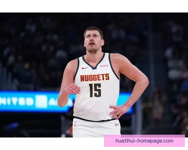 约基奇三项数据创历史新纪录 背靠背接近场均三双助攻成关键